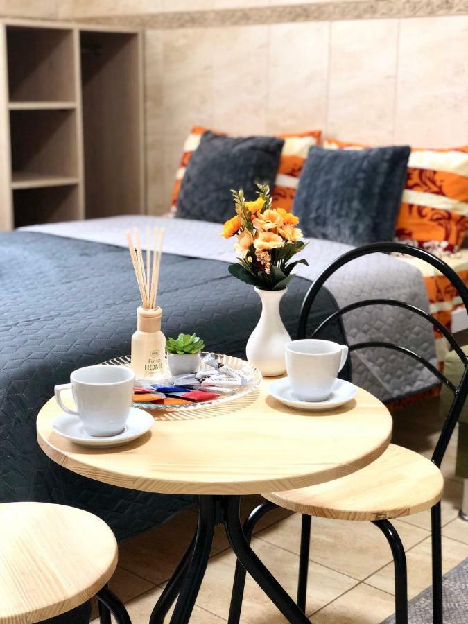 Modern Aparthotel Near Metro Pecherska Κίεβο Εξωτερικό φωτογραφία